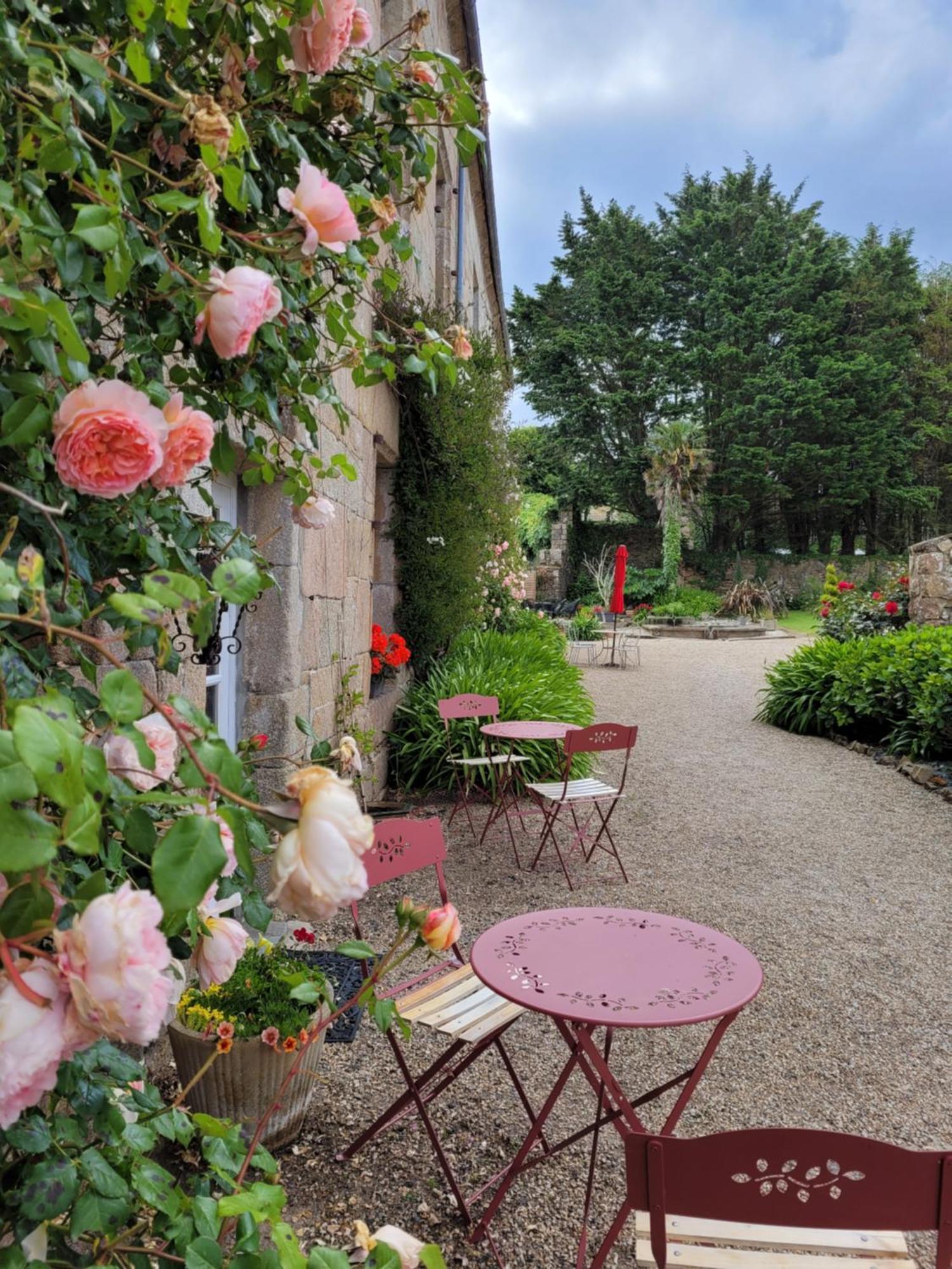 Manoir De Keringant Guest House Saint-Quay-Perros Exterior photo